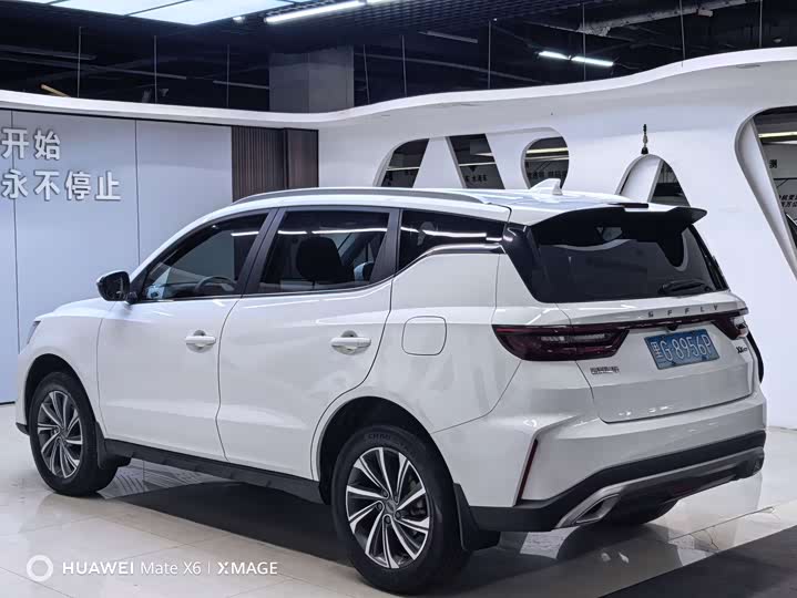 Geely Vision X6 2021 2021款 PRO 1.4T 自动尊贵型
