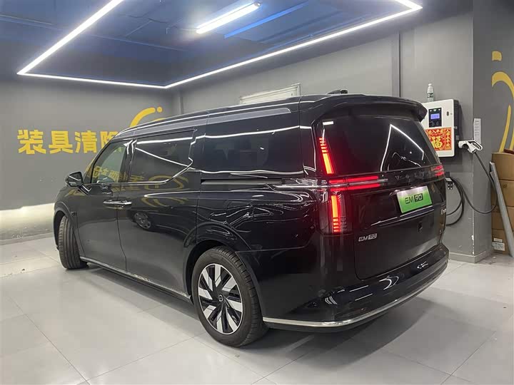 Volvo EM90 2025 2025款 Ultra 六座