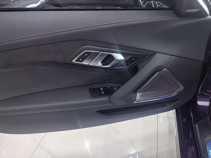 BMW Z4 2023 2023款 sDrive 25i M运动曜夜套装