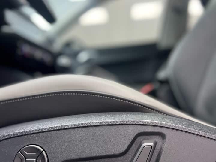 Фото 5 - Audi Q3