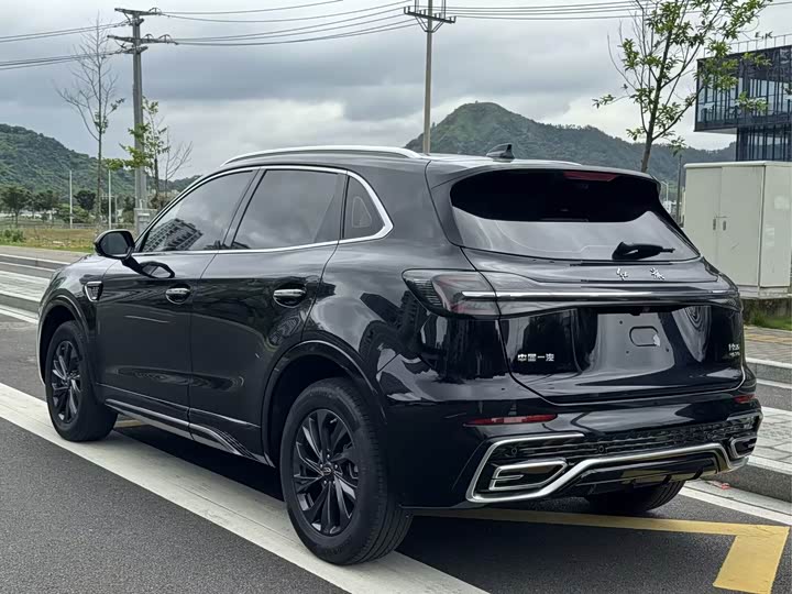 Zdjęcie 5 - Hongqi HS5