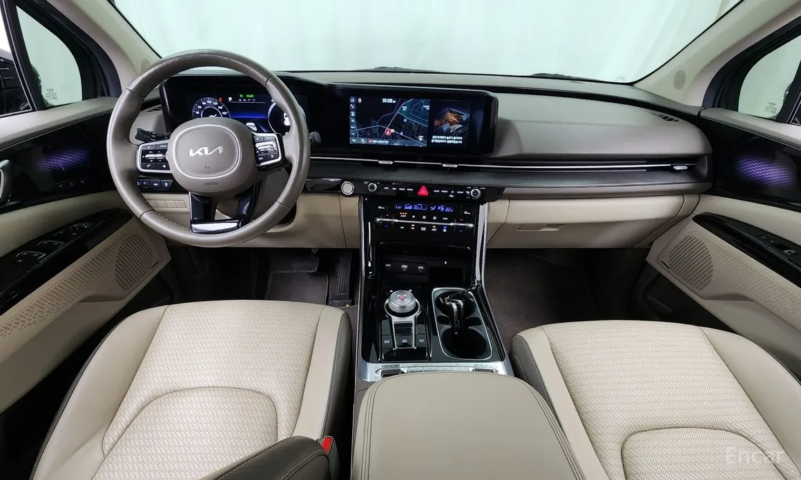 Фото 7 - Kia Carnival