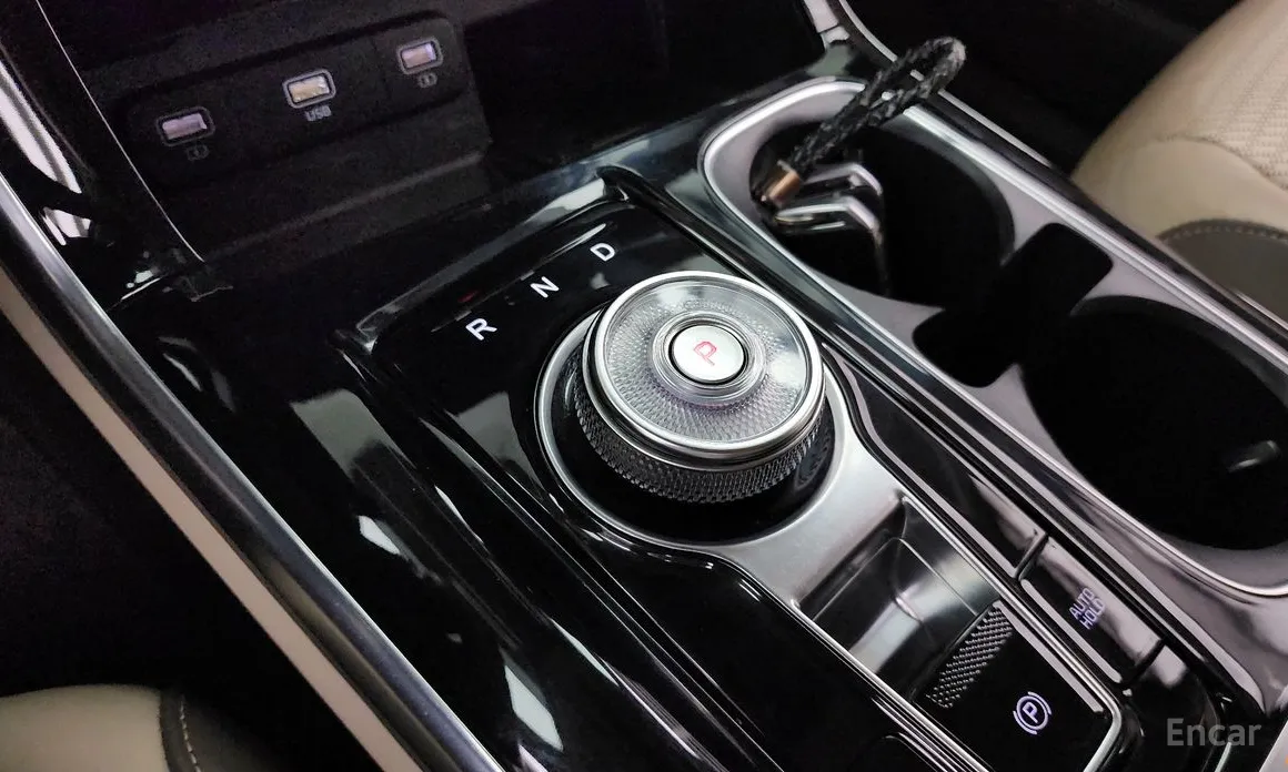 Фото 9 - Kia Carnival