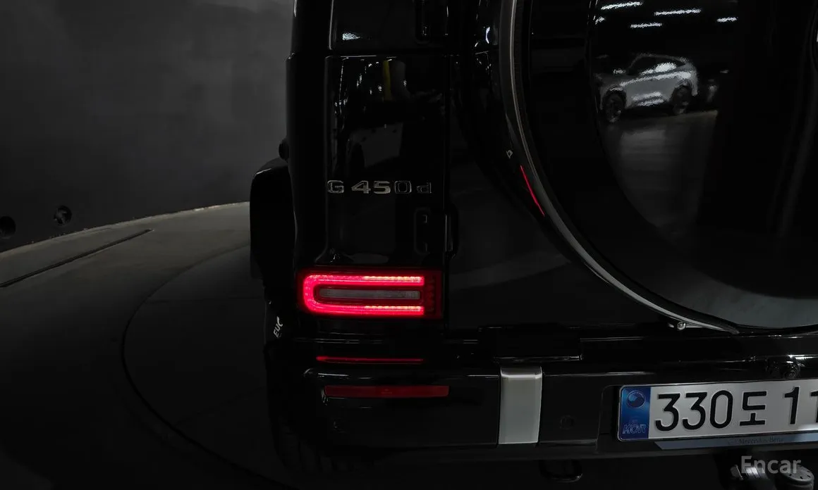 Mercedes-Benz G-Class 2024 G450d