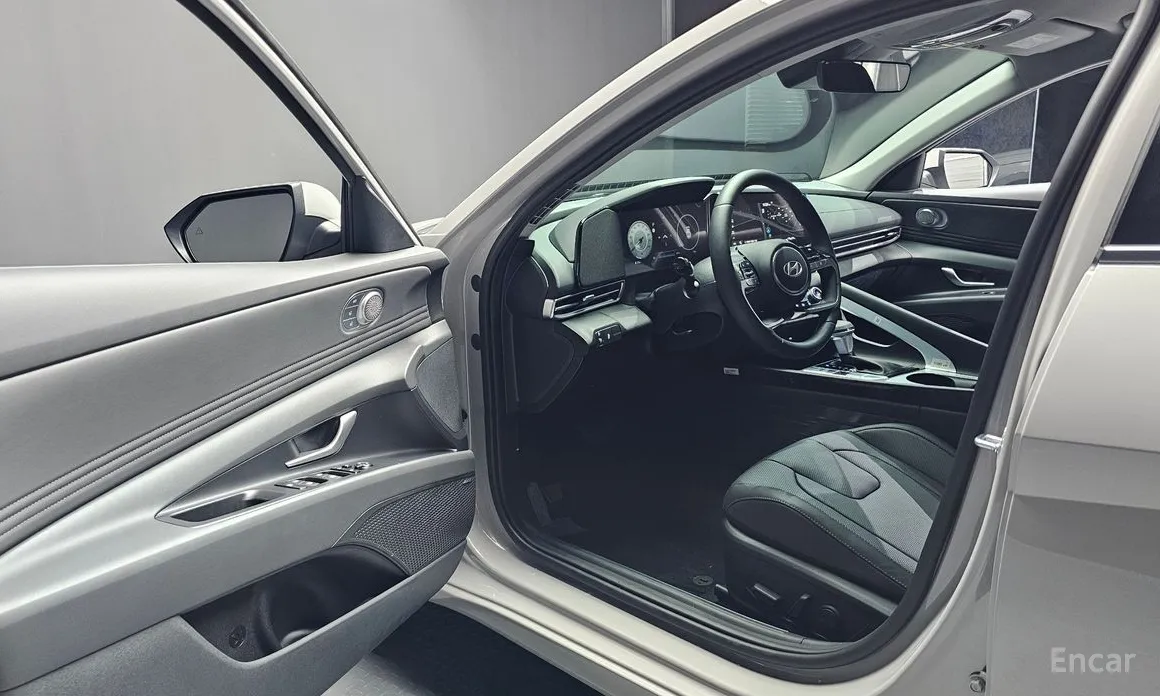 Hyundai Avante 2023 1.6
