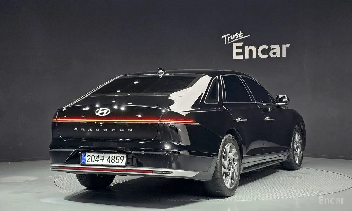 Zdjęcie 2 - Hyundai Grandeur