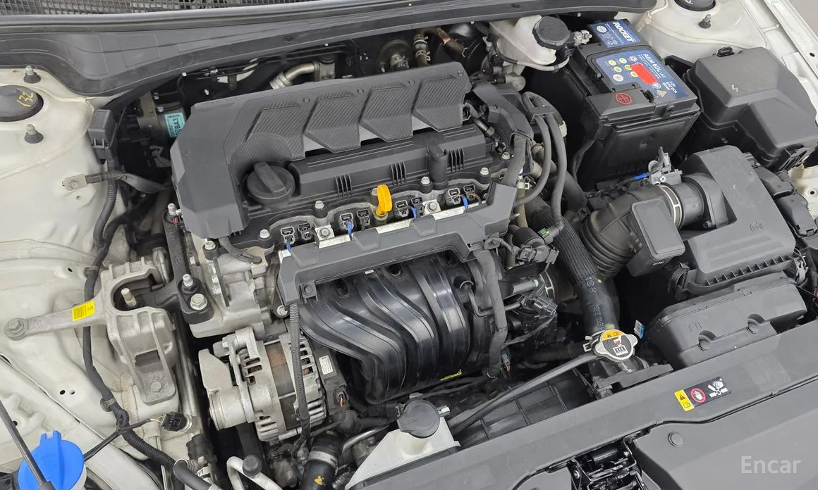 Hyundai Avante 2023 1.6