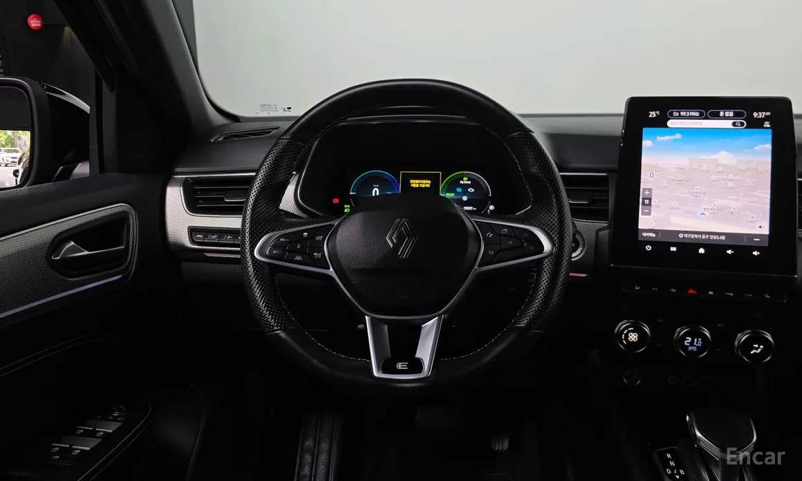 Renault Arkana 2024 1.6 E-TECH Iconic Design Package