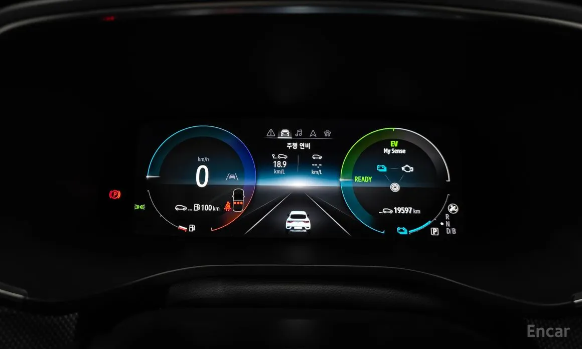 Renault Arkana 2024 1.6 E-TECH Iconic Design Package