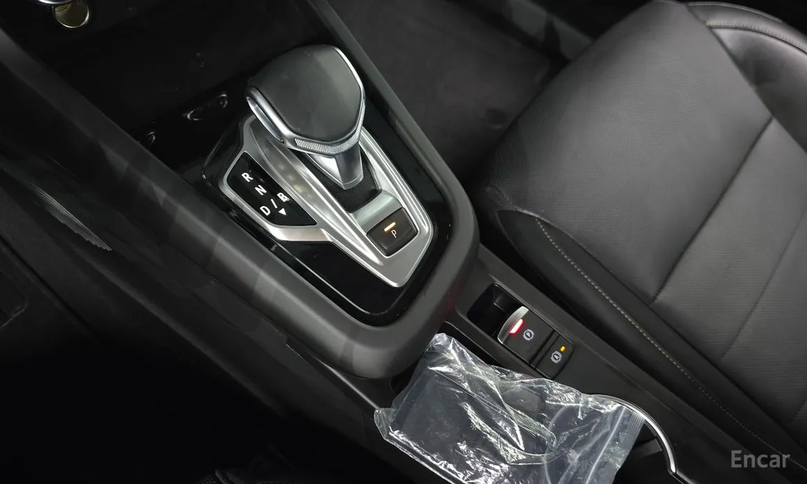Renault Arkana 2024 1.6 E-TECH Iconic Design Package