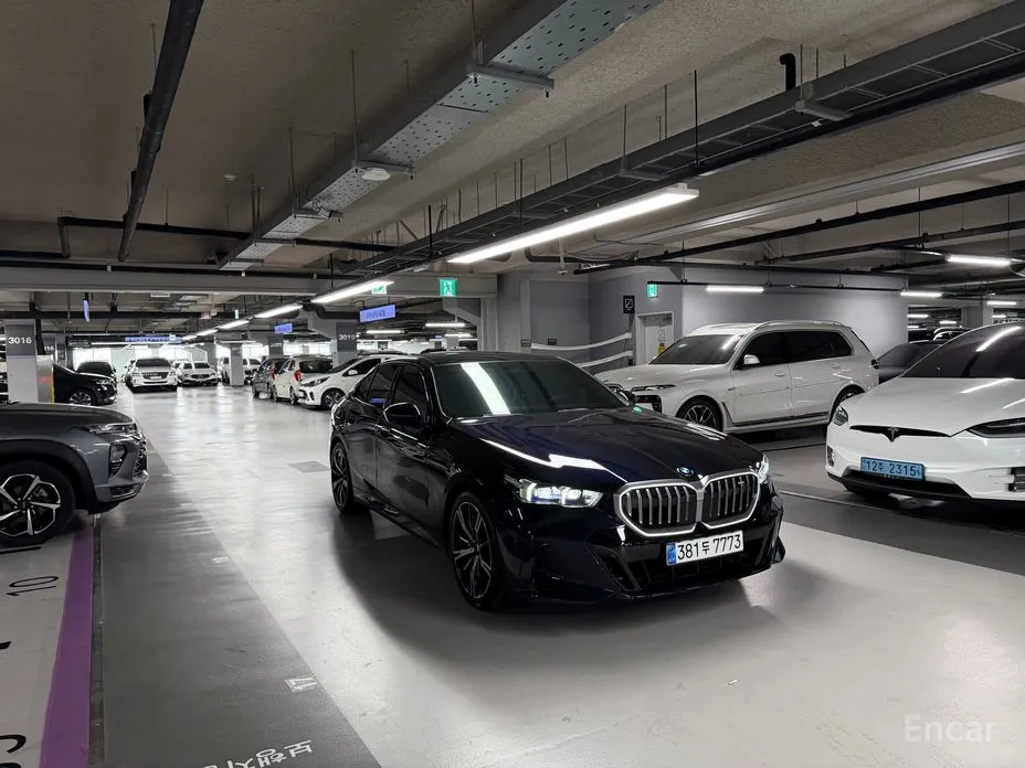 BMW 5 Series 2023 530i xDrive M Sport