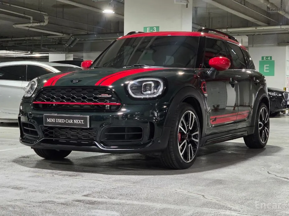 Mini Countryman 2011 JCW Launch Pack