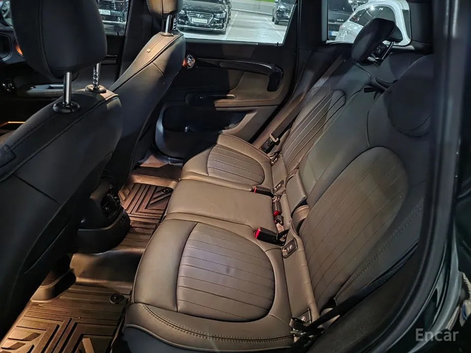 Mini Countryman 2011 JCW Launch Pack