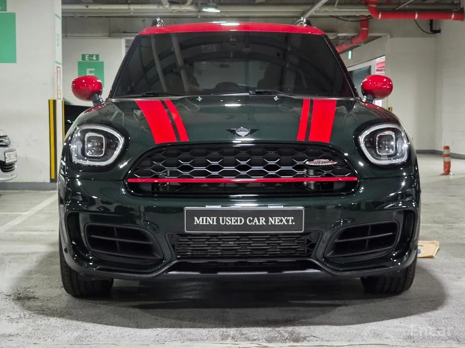 Mini Countryman 2011 JCW Launch Pack