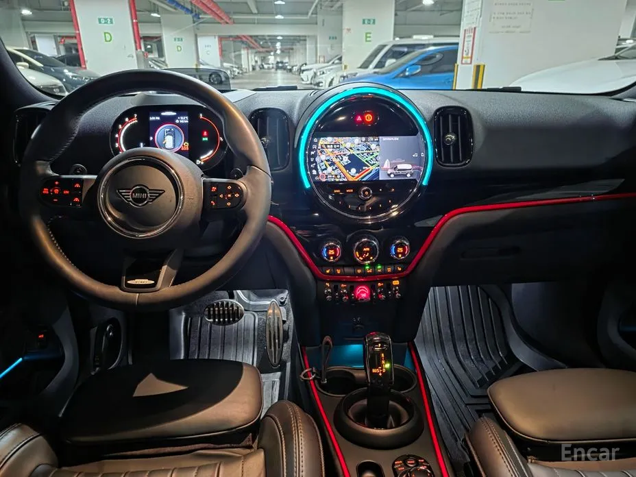 Mini Countryman 2011 JCW Launch Pack