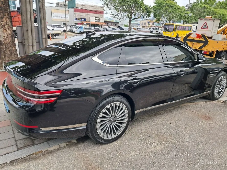 2021 Genesis G80