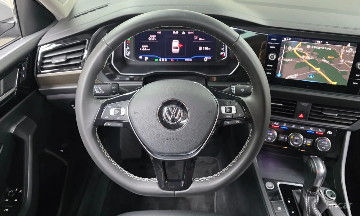 Photo 14 - Volkswagen Jetta