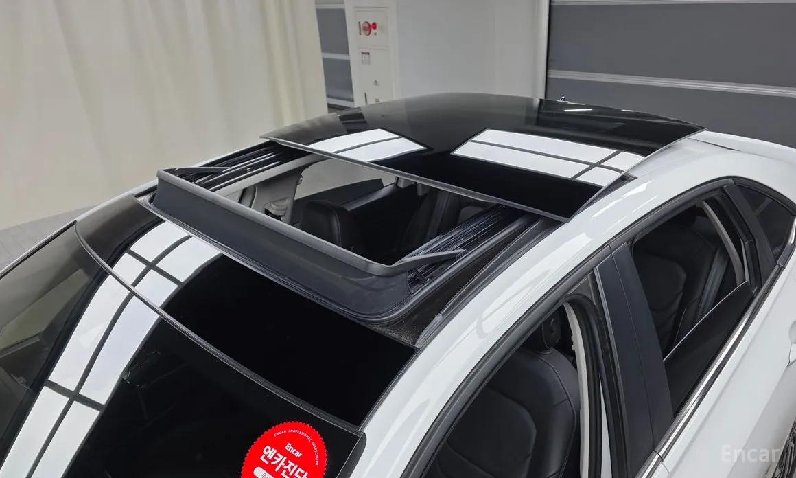 Photo 16 - Volkswagen Jetta