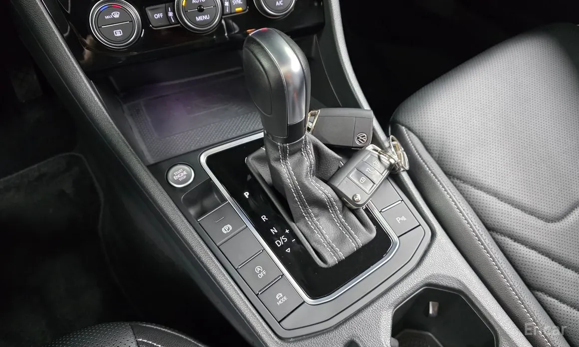 Photo 9 - Volkswagen Jetta