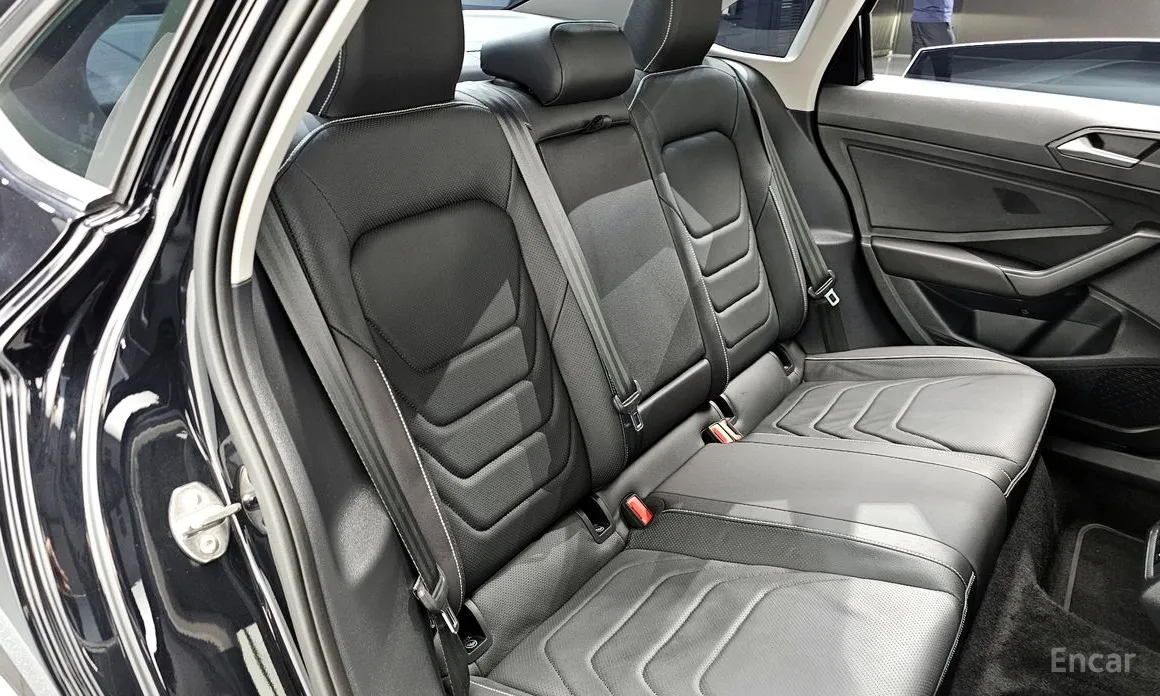 Фото 12 - Volkswagen Jetta