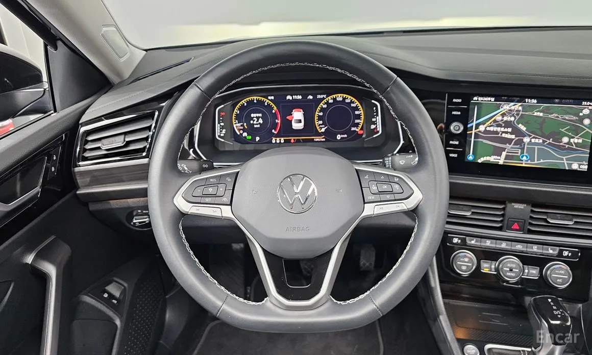 Фото 13 - Volkswagen Jetta