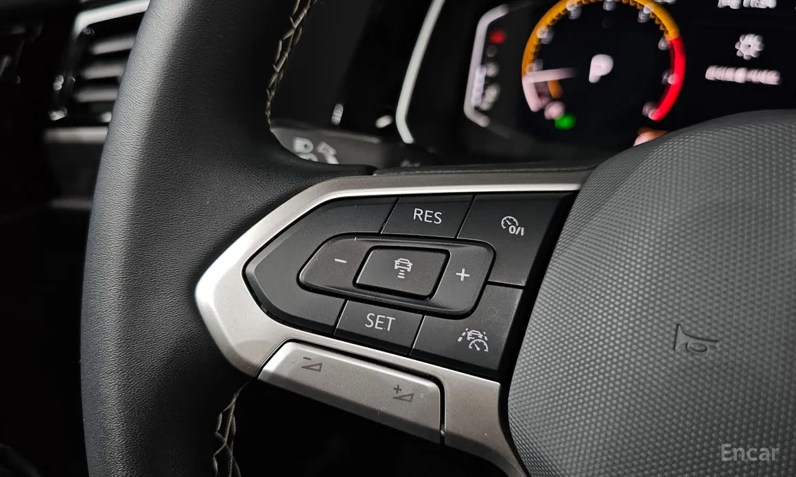 Фото 20 - Volkswagen Jetta