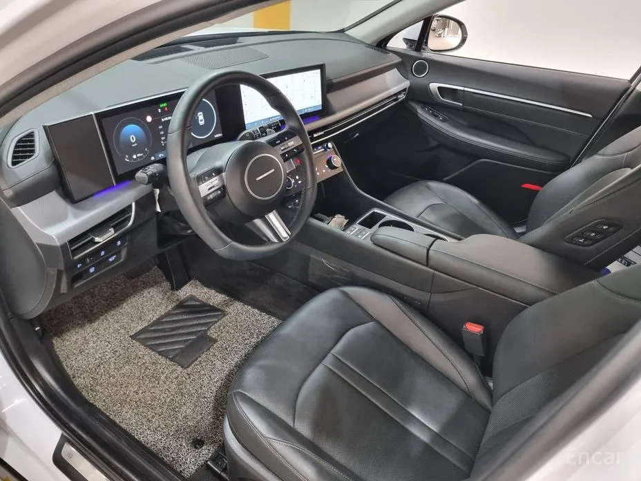 Фото 11 - Hyundai Sonata