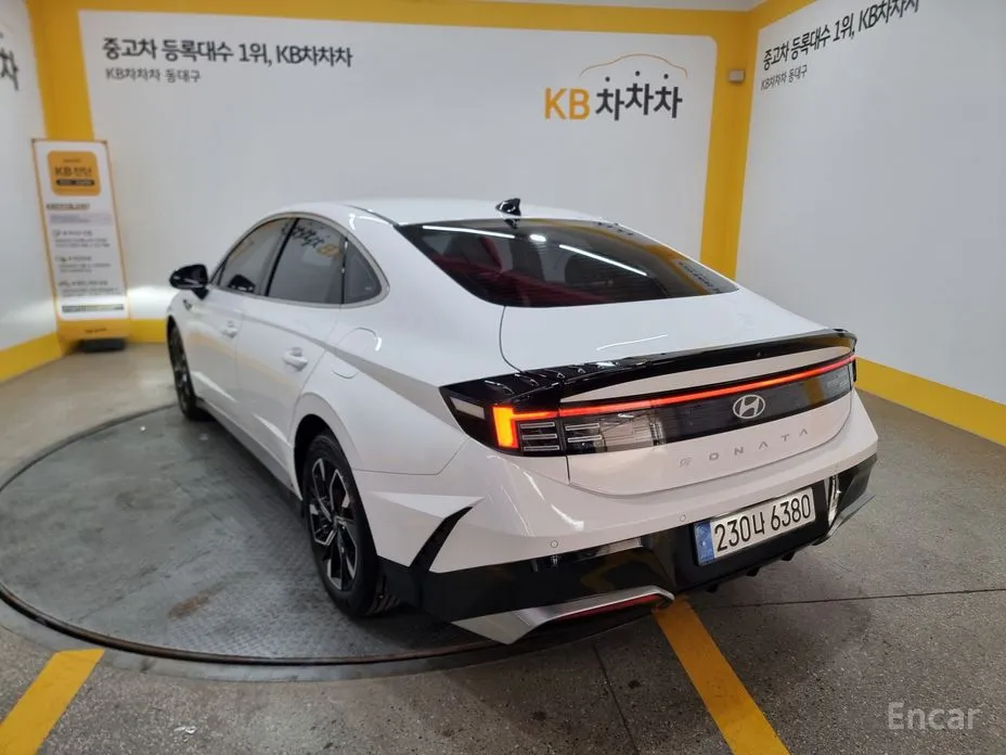 Фото 2 - Hyundai Sonata