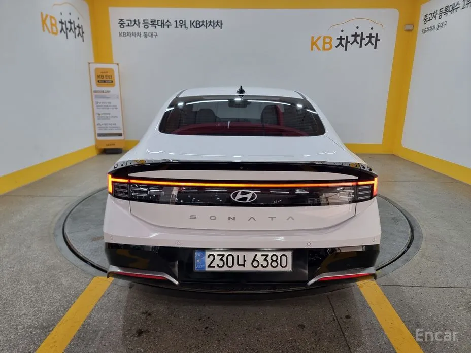Фото 4 - Hyundai Sonata
