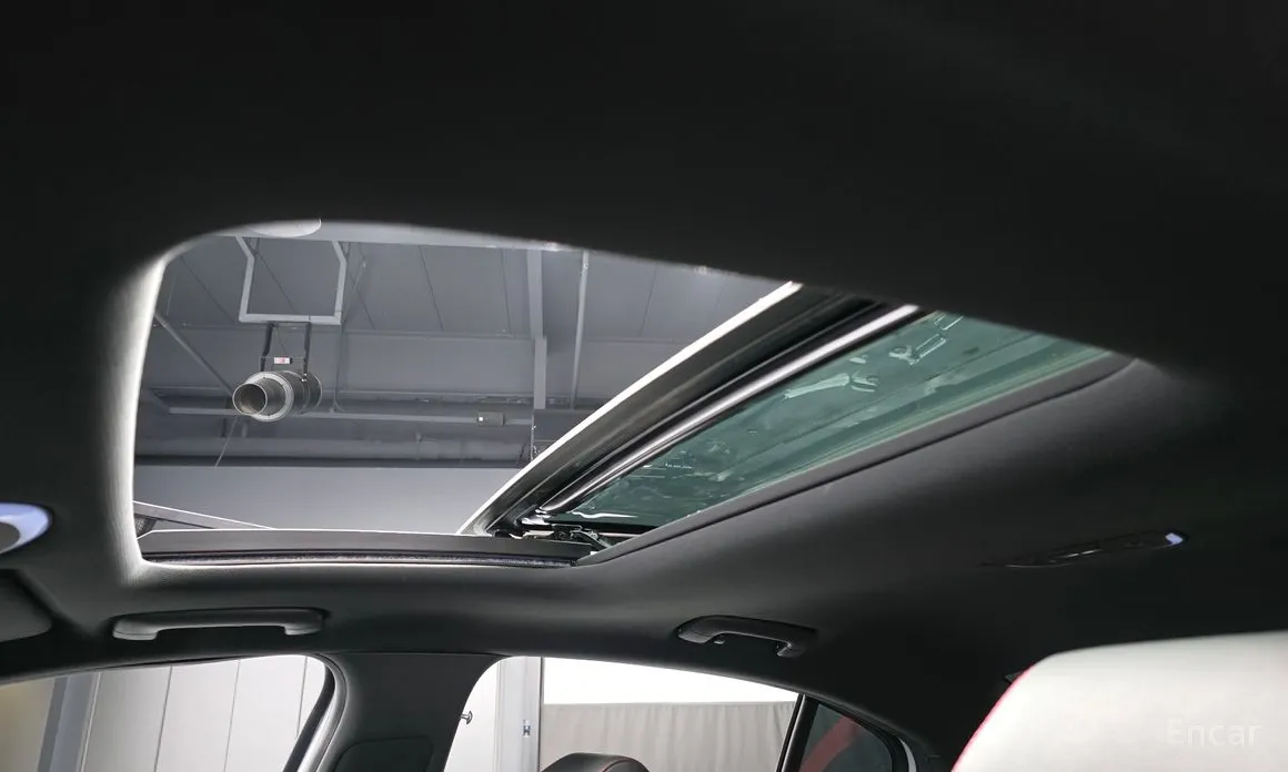 صورة 20 - Genesis G70