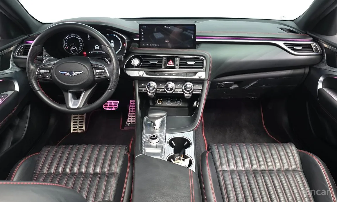 صورة 7 - Genesis G70