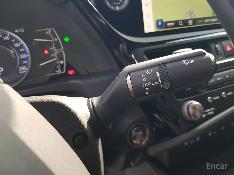 Lexus ES 2018 Executive