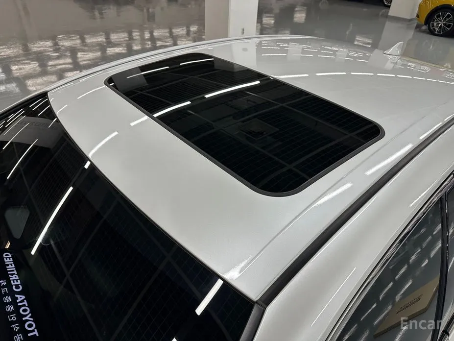 Toyota Camry 2024 2.5 XLE Hybrid