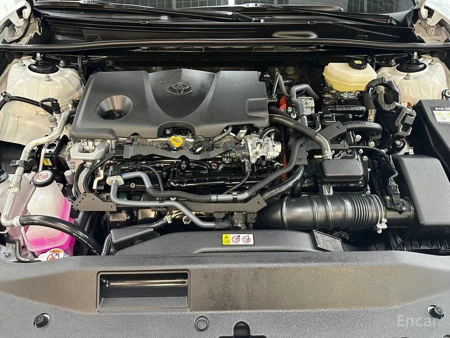 Toyota Camry 2024 2.5 XLE Hybrid