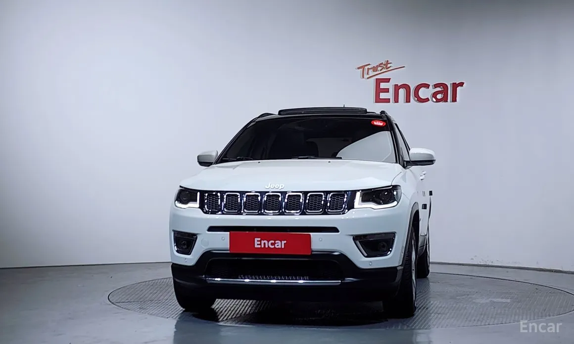 Фото 3 - Jeep Compass