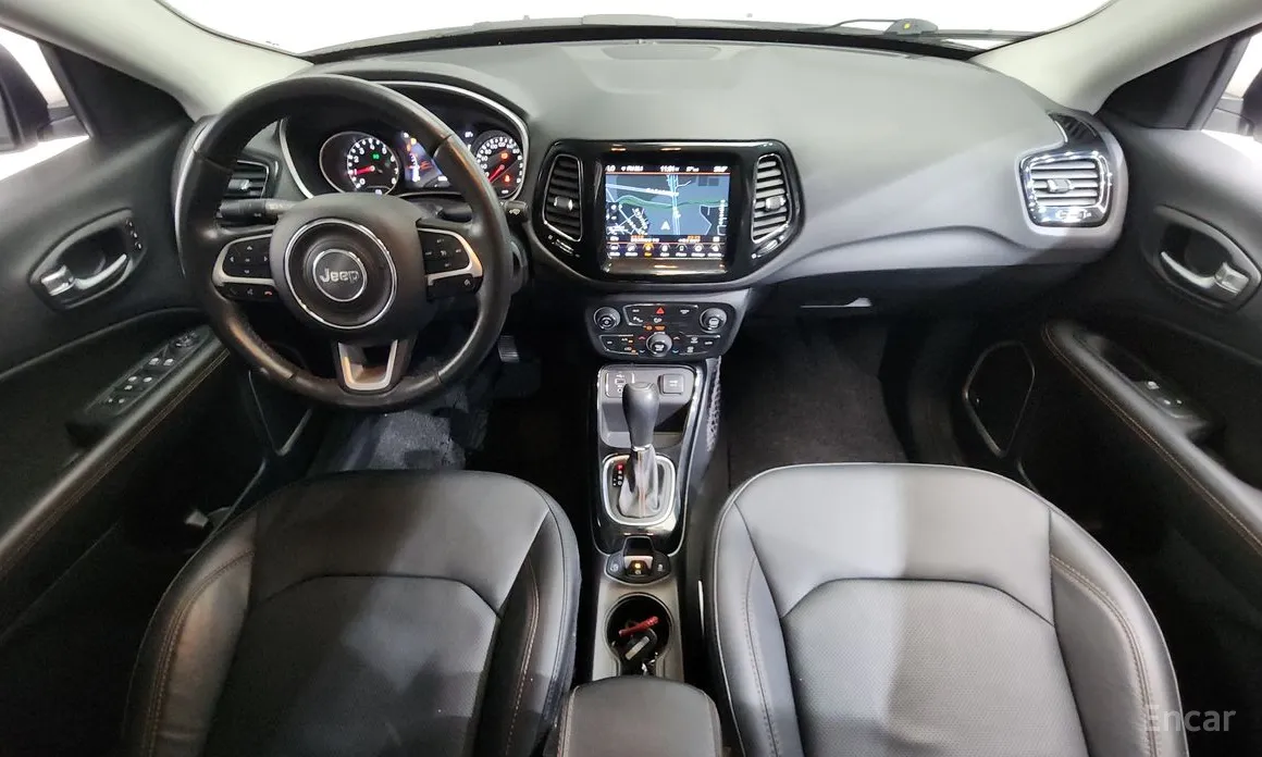 Фото 7 - Jeep Compass