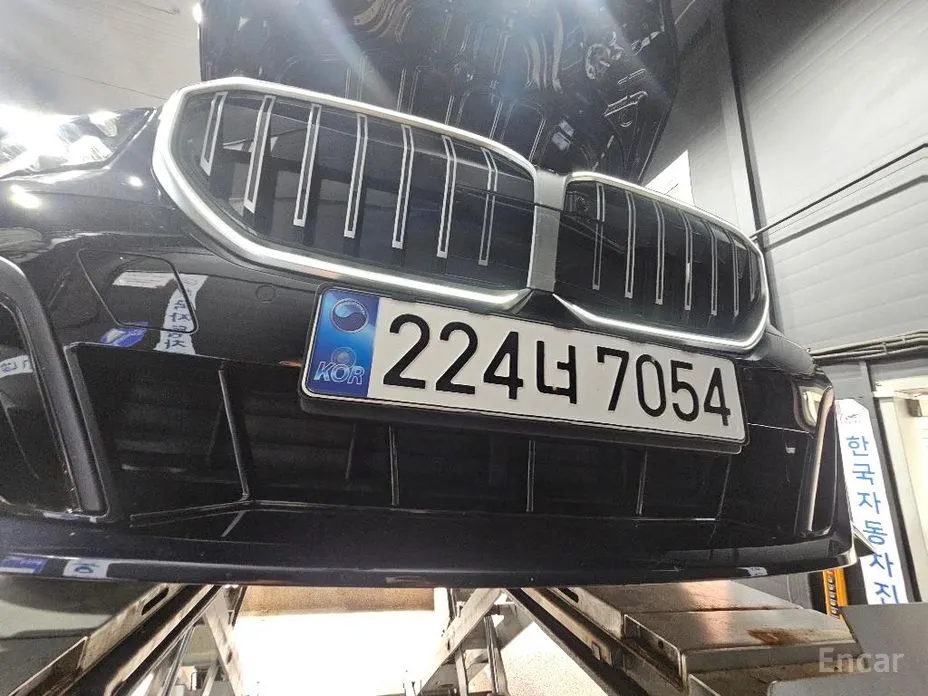 BMW 5 Series 2023 520i M Sport