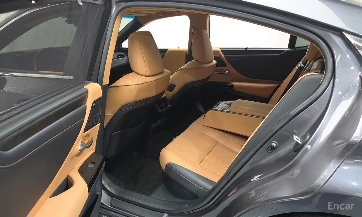 Lexus ES 2018 Executive