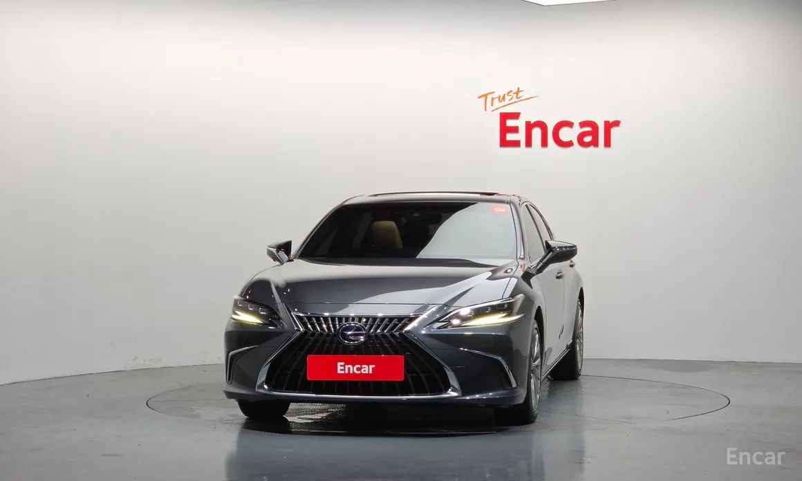 2018 Lexus ES