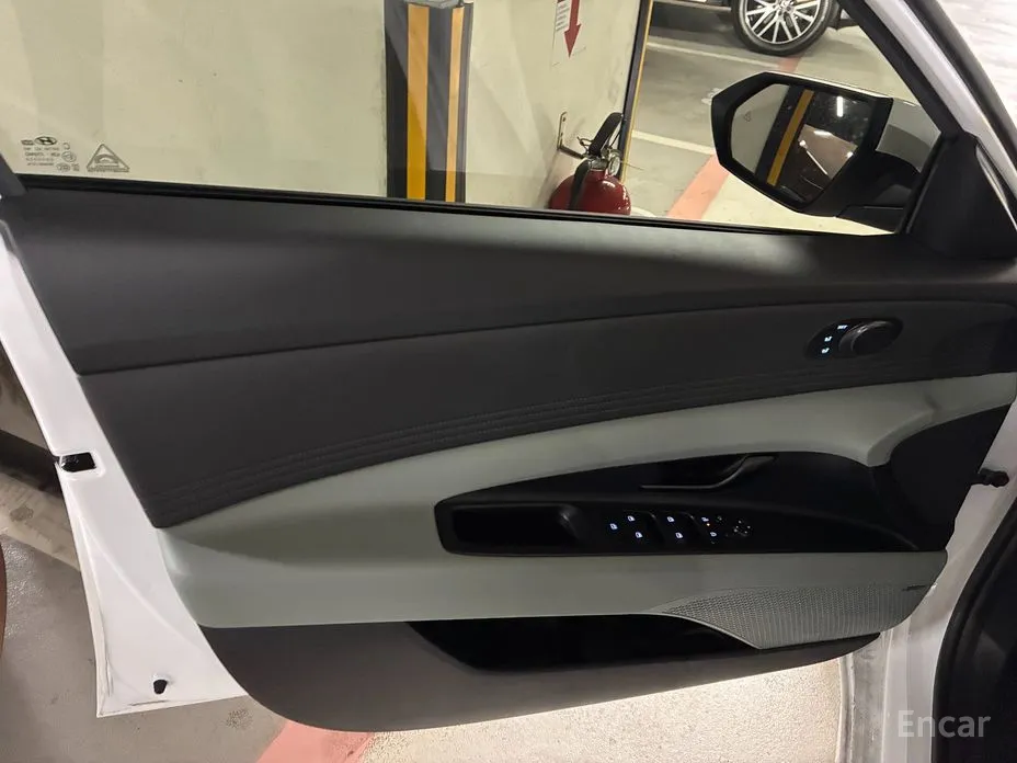 Hyundai Avante 2023 1.6