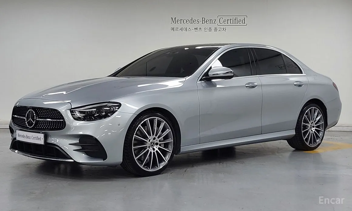 صورة 1 - Mercedes-Benz E-Class