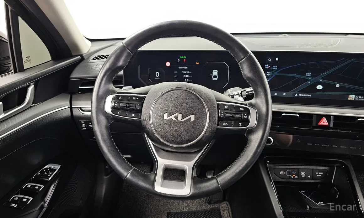 صورة 13 - Kia K5