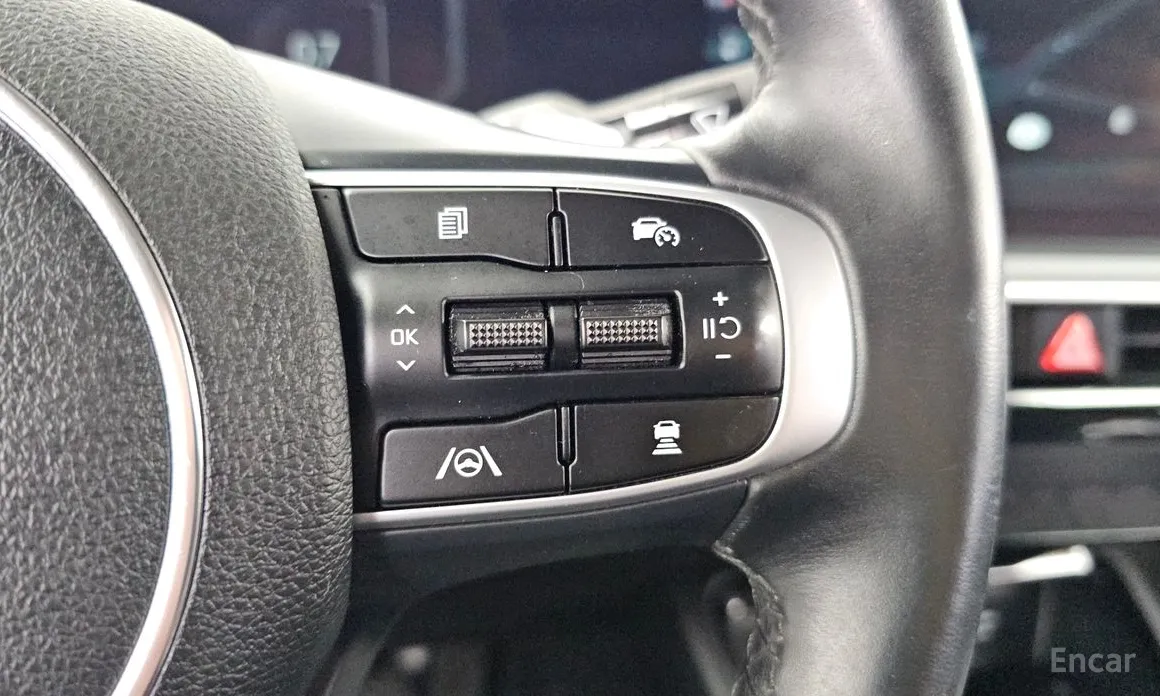 صورة 29 - Kia K5