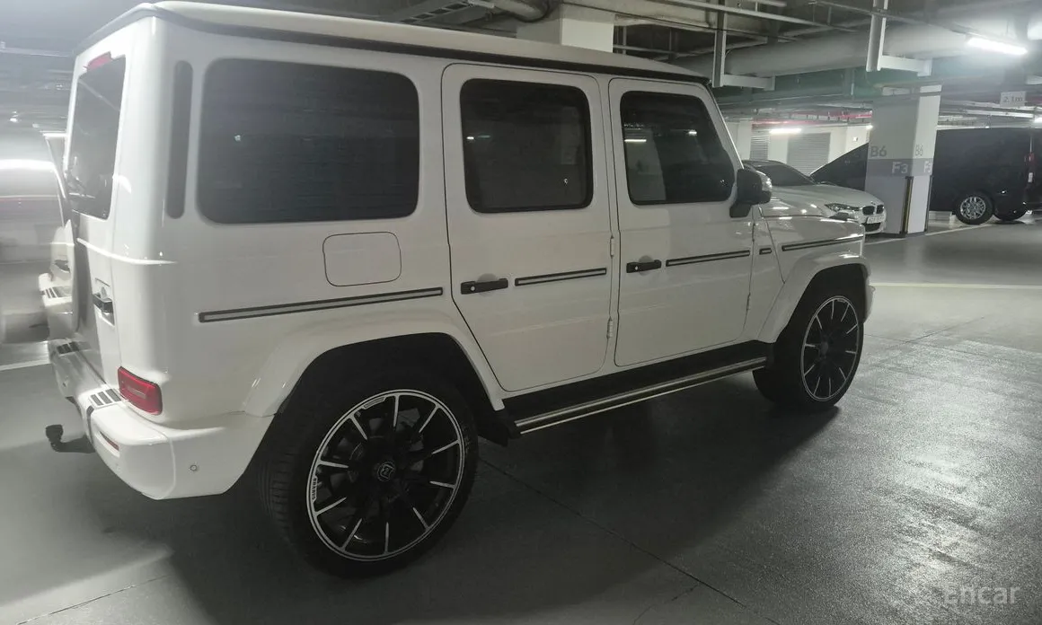Фото 2 - Mercedes-Benz G-Class