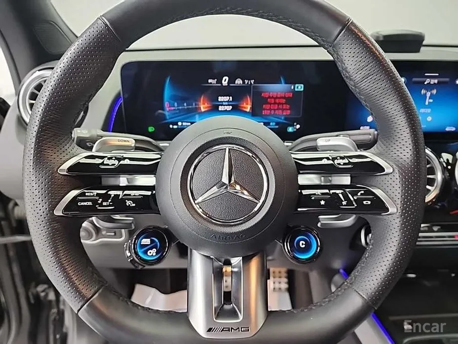 Mercedes-Benz GLB-Class 2020 AMG GLB35 4MATIC