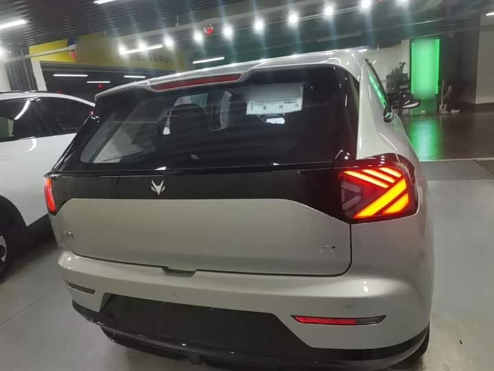 Photo 6 - BAIC Arcfox T1