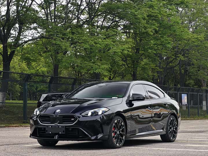 Photo 1 - BMW 2 Series