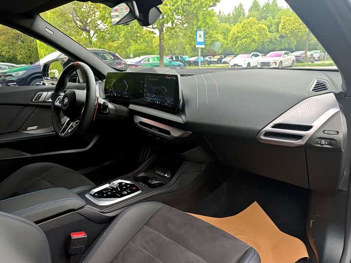 Photo 5 - BMW 2 Series