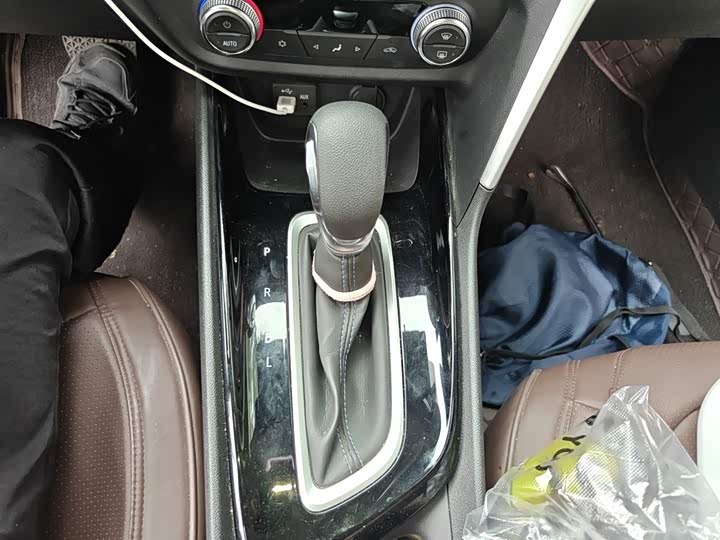 Buick Encore 2021 2021款 332T CVT精英型