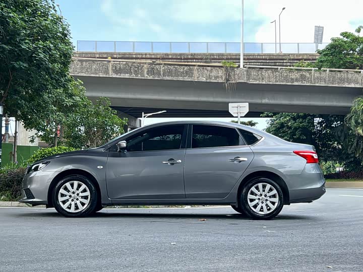 Nissan Sylphy 2021 2021款 经典 1.6XE CVT舒适版